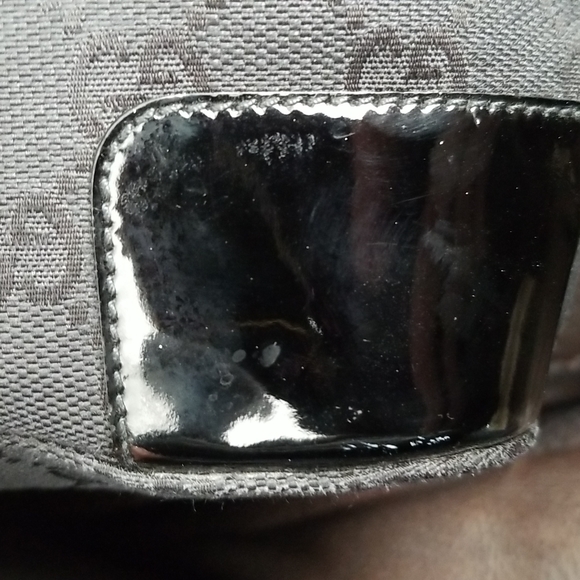 Gucci GG Monogram Patent Leather Shoulder Bag - Picture 13 of 17